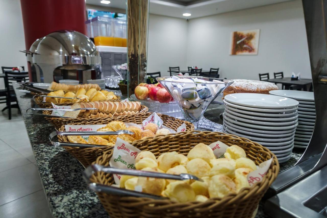 Hotel Nacional Inn Porto Alegre - Proximo Ao Complexo Hospitalar Santa Casa E Ufrgs المظهر الخارجي الصورة